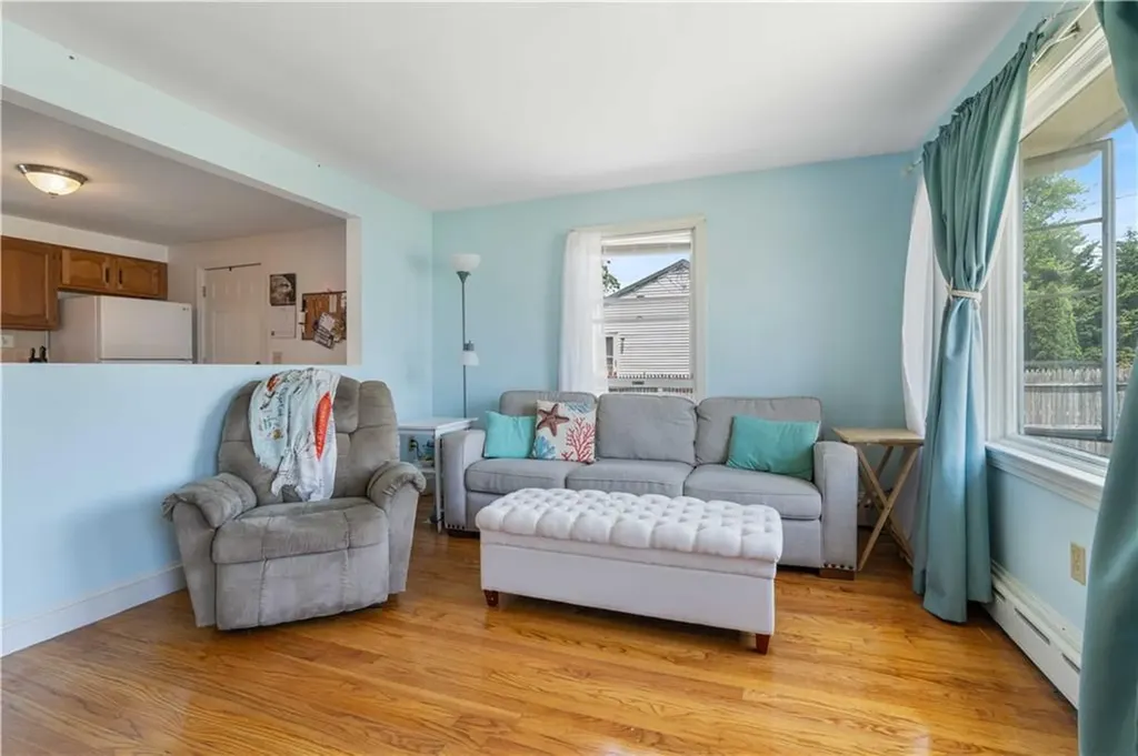 30 Rosedale Terrace Middletown RI 02842