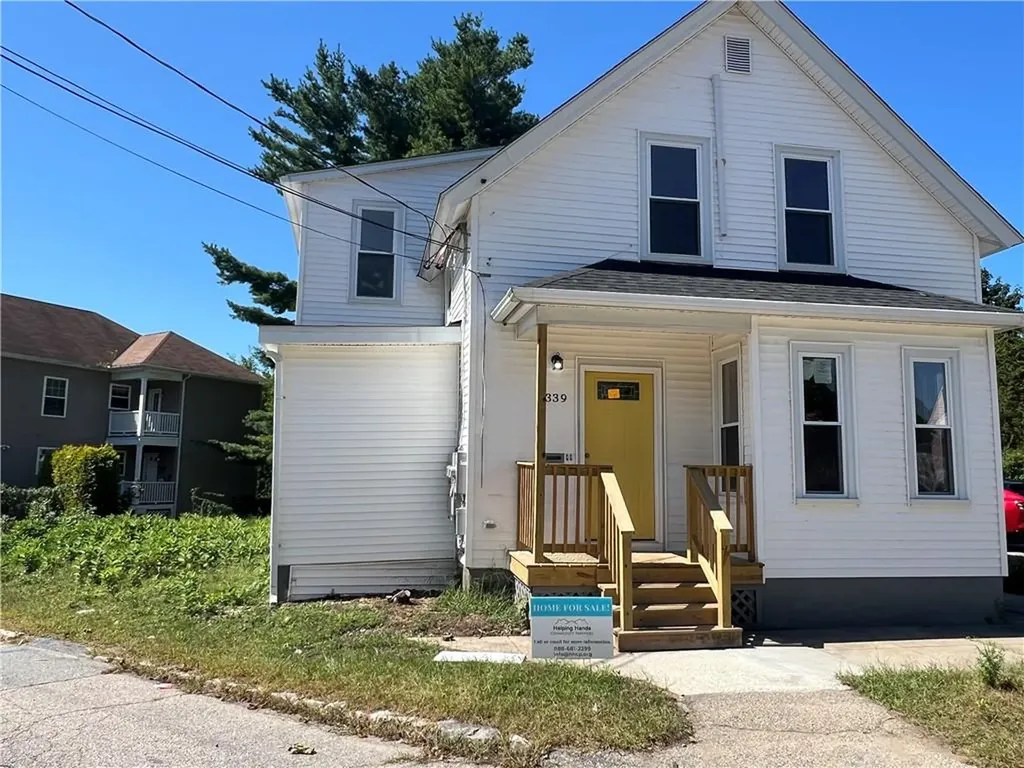 339 Vose Street Woonsocket RI 02895