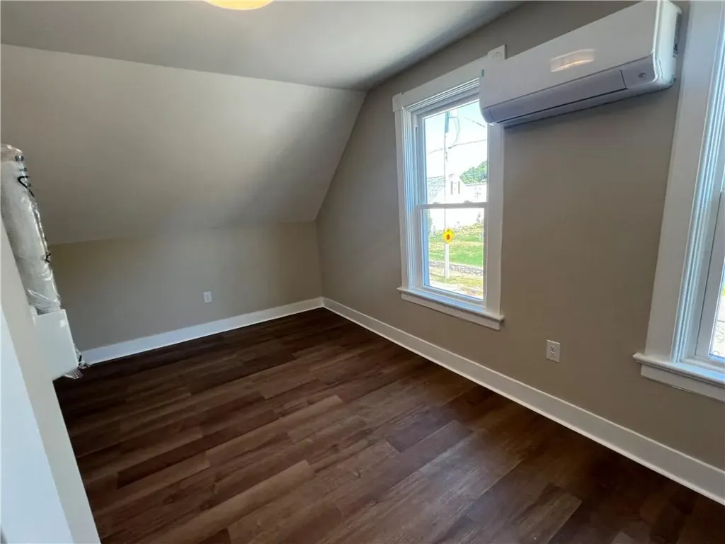 339 Vose Street Woonsocket RI 02895
