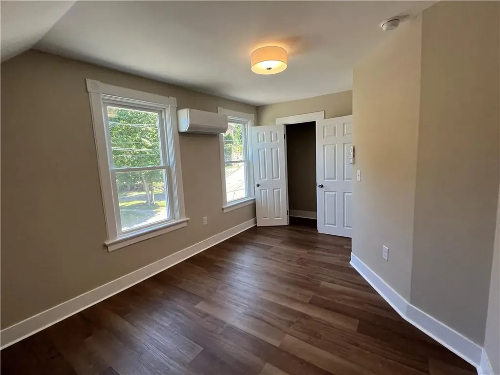 339 Vose Street Woonsocket RI 02895