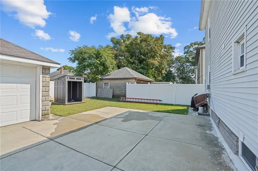 257 Perrin Avenue Pawtucket RI 02861