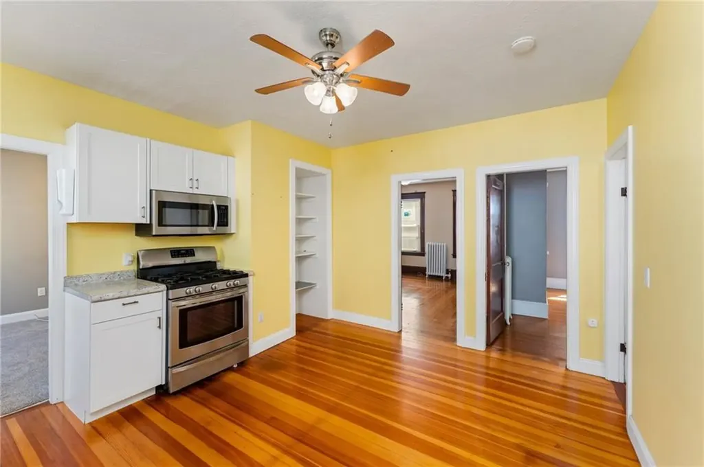 15 Alice Avenue Woonsocket RI 02895