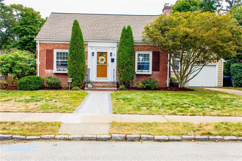 78 Parkside Drive Warwick RI 02888