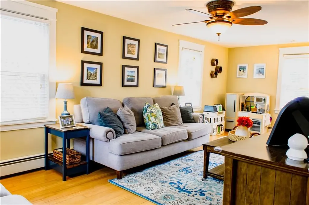 78 Parkside Drive Warwick RI 02888