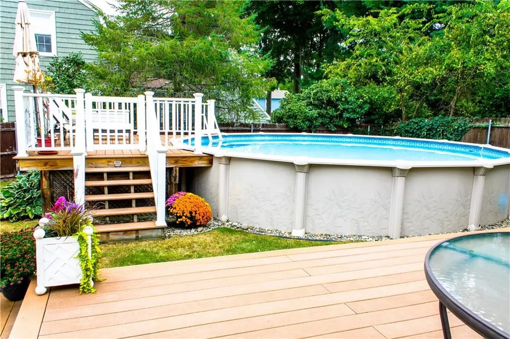 78 Parkside Drive Warwick RI 02888