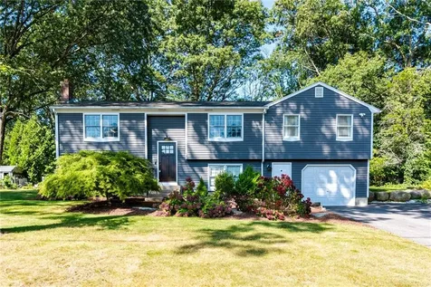 37 Cedar Grove Drive Exeter RI 02822