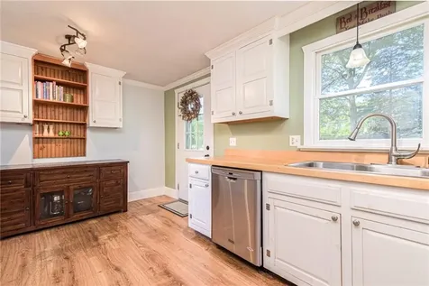 37 Cedar Grove Drive Exeter RI 02822