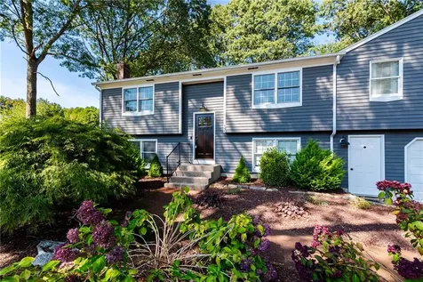 37 Cedar Grove Drive Exeter RI 02822