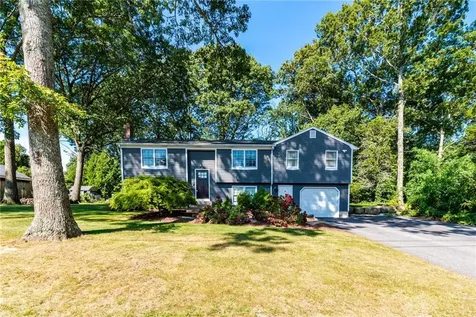 37 Cedar Grove Drive Exeter RI 02822