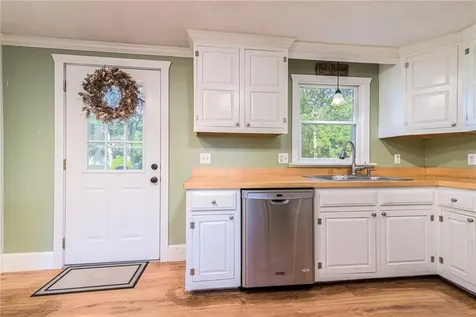 37 Cedar Grove Drive Exeter RI 02822