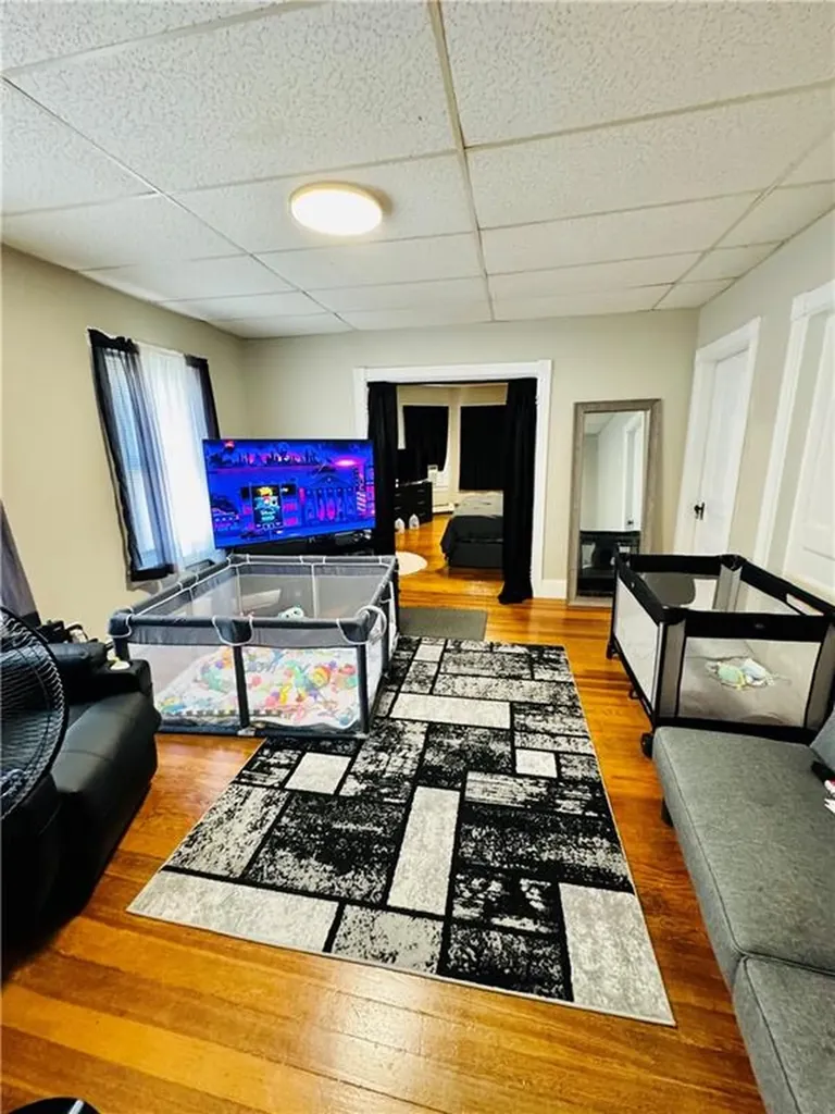 1071 Main Street Pawtucket RI 02860