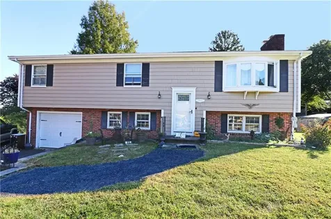 89 Heritage Drive Portsmouth RI 02871