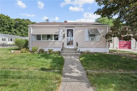 95 Roger Williams Avenue East Providence RI 02916