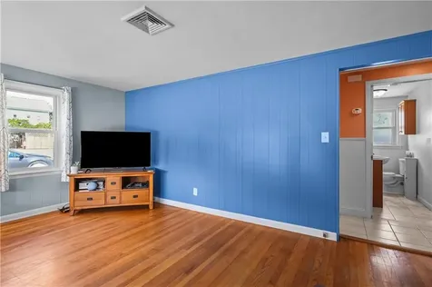 95 Roger Williams Avenue East Providence RI 02916