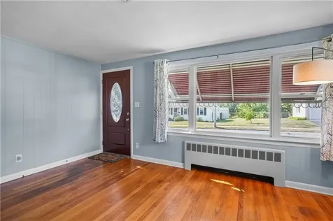 95 Roger Williams Avenue East Providence RI 02916