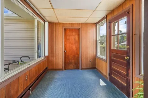 95 Roger Williams Avenue East Providence RI 02916