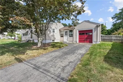 95 Roger Williams Avenue East Providence RI 02916