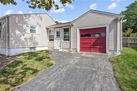 95 Roger Williams Avenue East Providence RI 02916