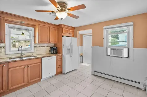 95 Roger Williams Avenue East Providence RI 02916