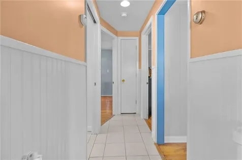 95 Roger Williams Avenue East Providence RI 02916