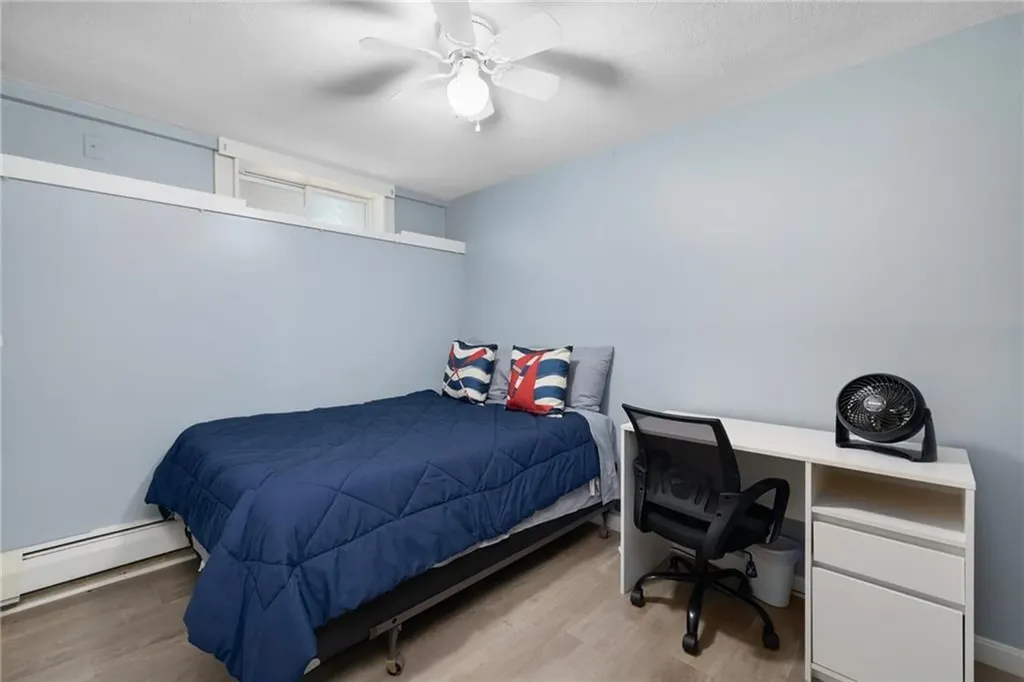 40 Hemlock Avenue Narragansett RI 02882