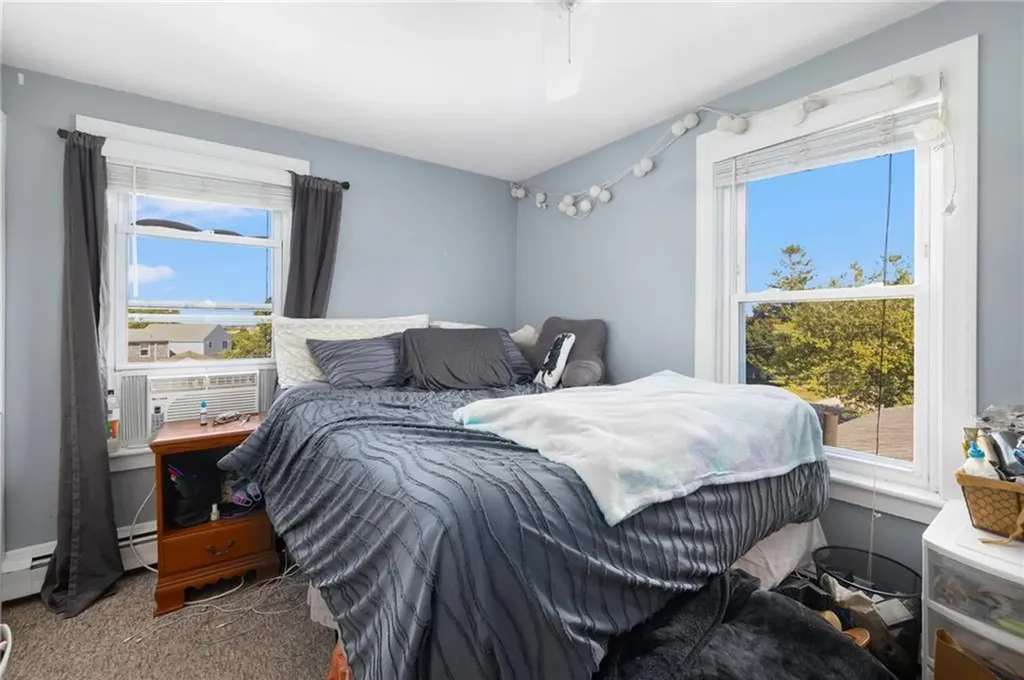 40 Hemlock Avenue Narragansett RI 02882