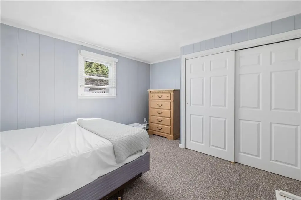 40 Hemlock Avenue Narragansett RI 02882