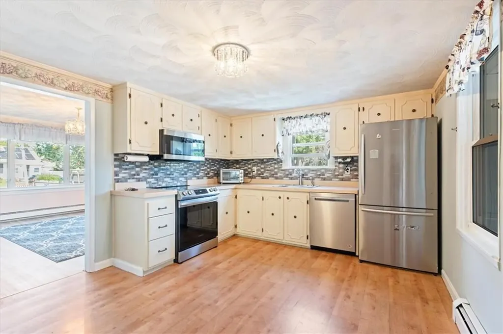 26 Covel Circle Warwick RI 02888