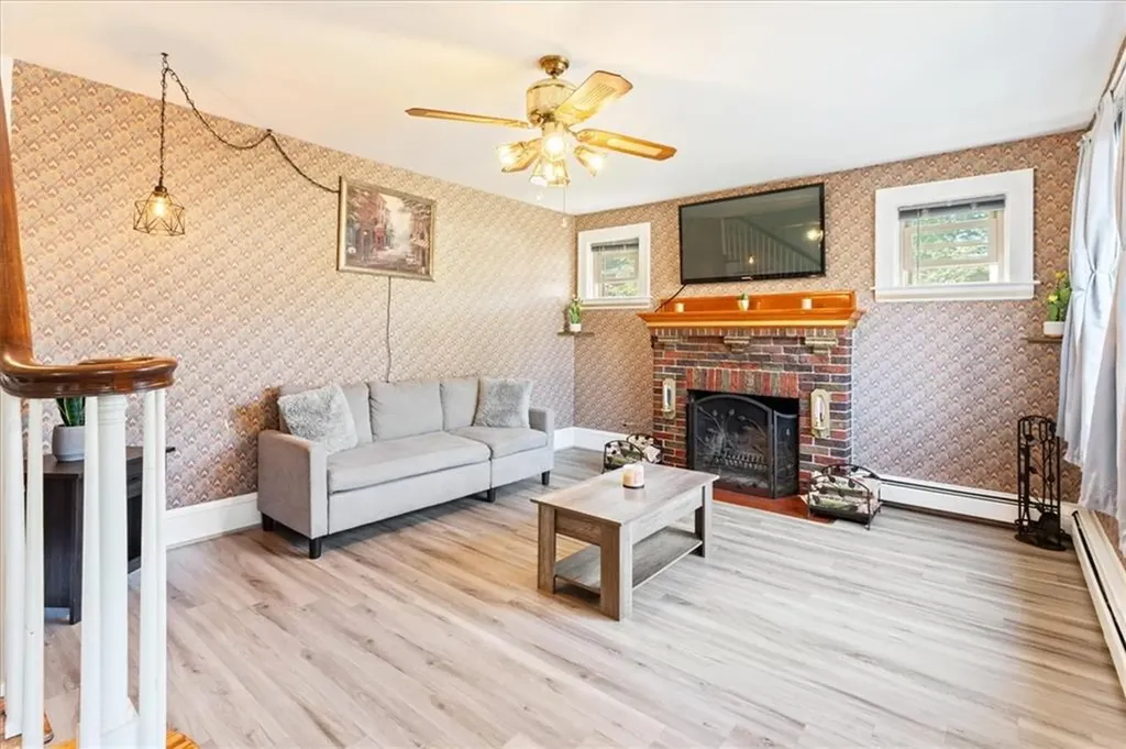 26 Covel Circle Warwick RI 02888