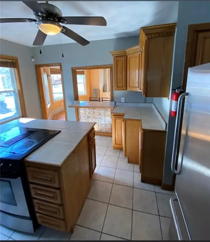 77 79 Raymond Street Providence RI 02908