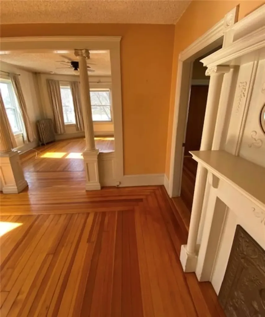 77 79 Raymond Street Providence RI 02908