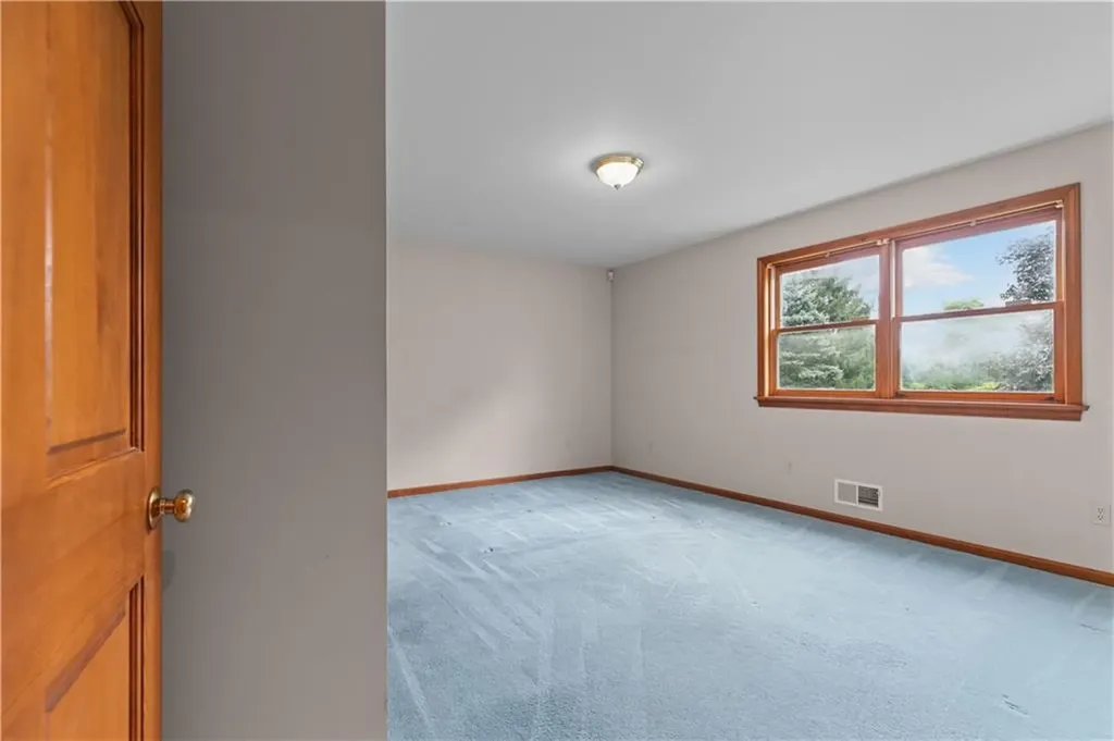 3552 Main Road Tiverton RI 02878