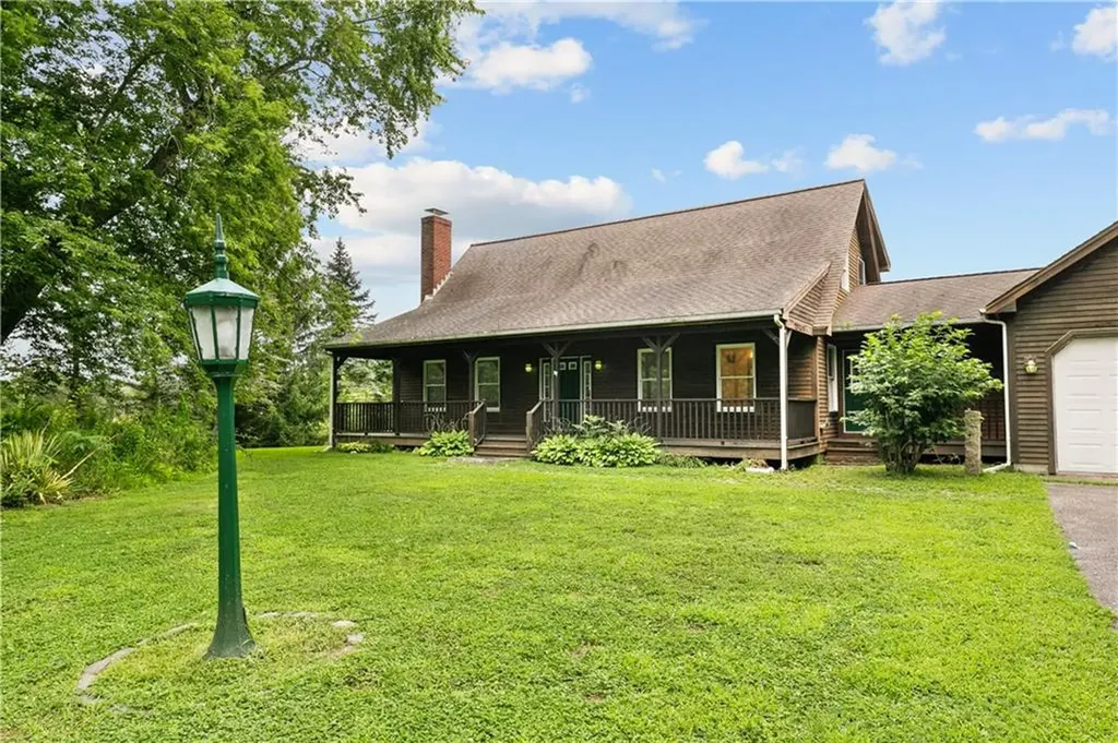 3552 Main Road Tiverton RI 02878