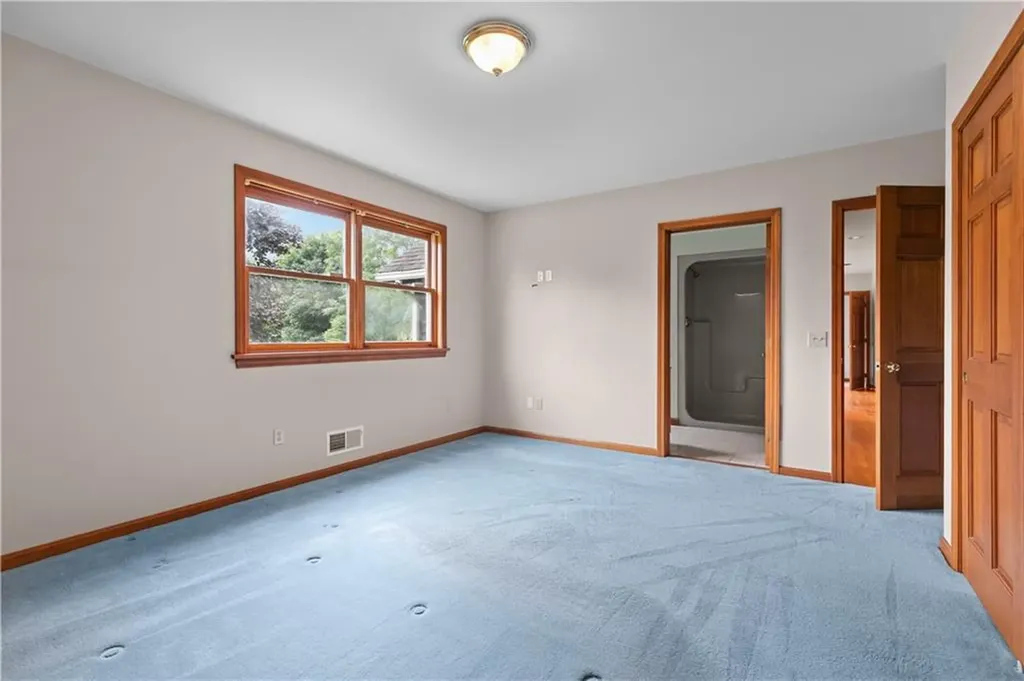 3552 Main Road Tiverton RI 02878