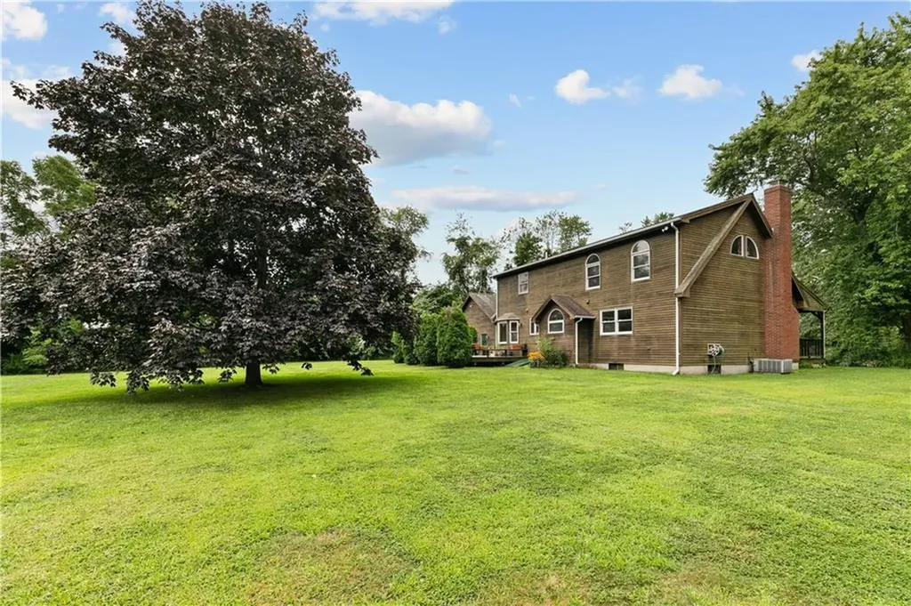 3552 Main Road Tiverton RI 02878