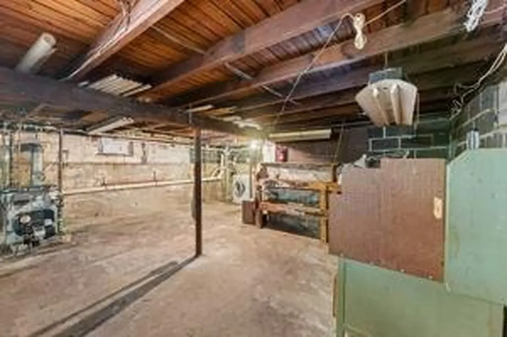 68 Wilson Avenue Warwick RI 02889