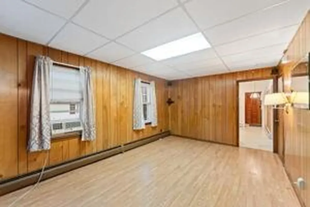 68 Wilson Avenue Warwick RI 02889
