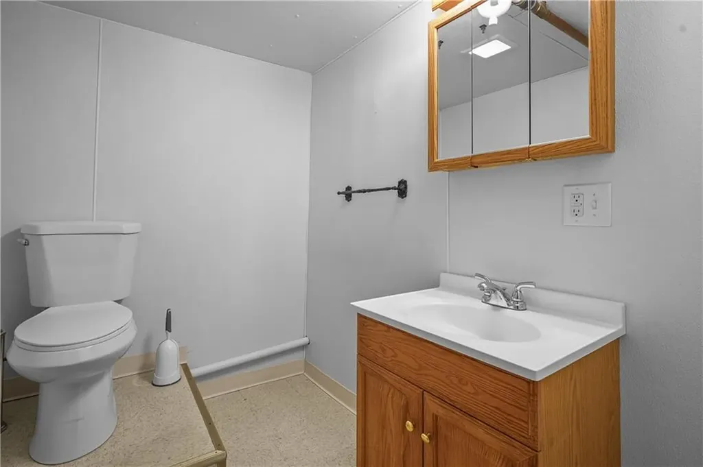 197 Crescent Avenue Cranston RI 02910