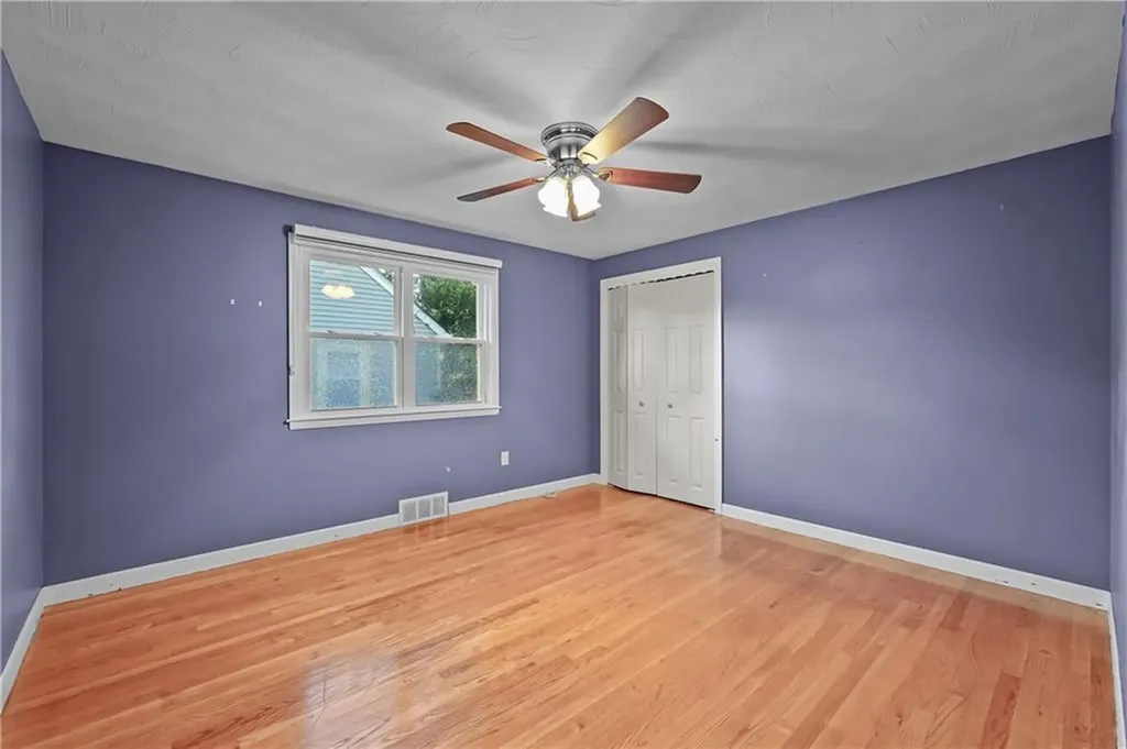 197 Crescent Avenue Cranston RI 02910
