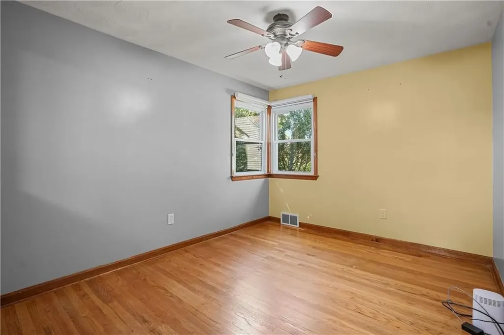 197 Crescent Avenue Cranston RI 02910
