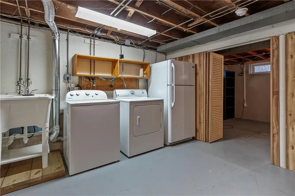 197 Crescent Avenue Cranston RI 02910