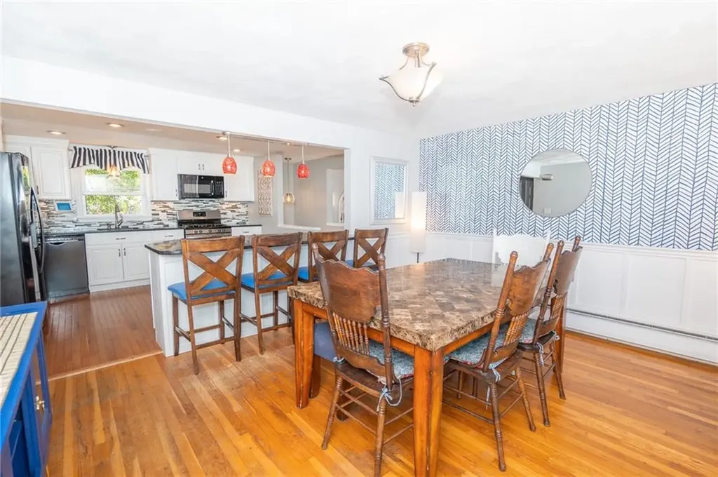 39 Michael Drive Warwick RI 02889