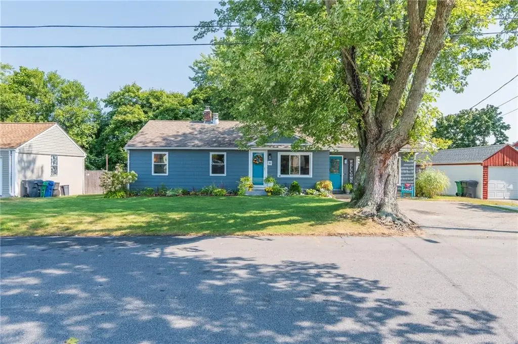 39 Michael Drive Warwick RI 02889