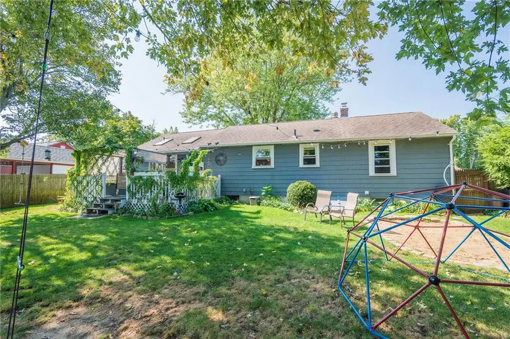 39 Michael Drive Warwick RI 02889