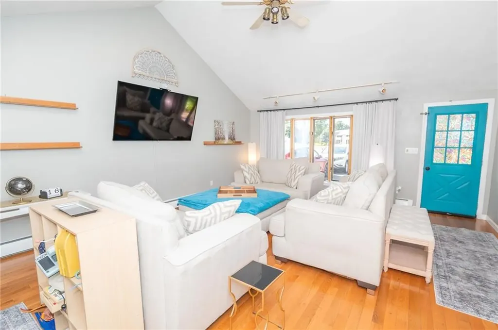 39 Michael Drive Warwick RI 02889