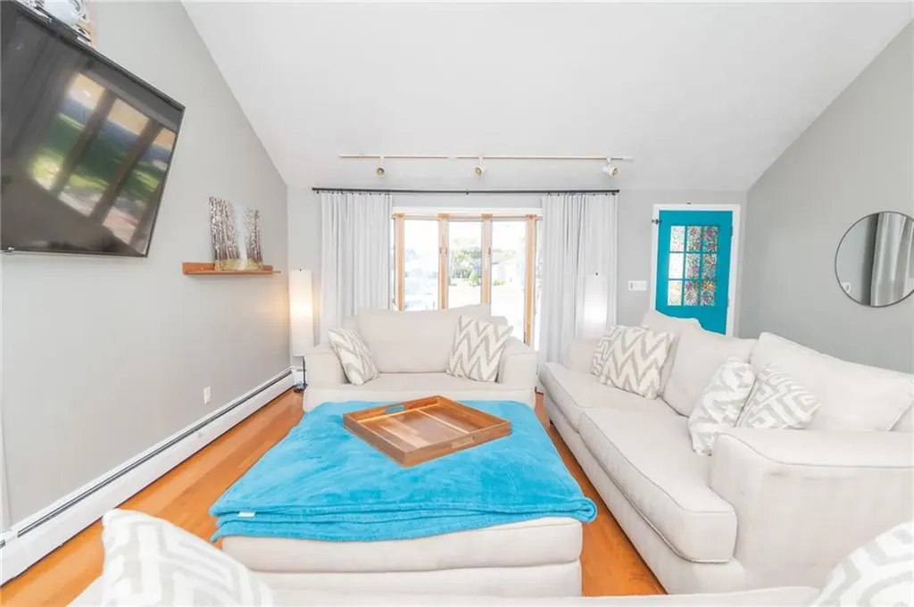 39 Michael Drive Warwick RI 02889