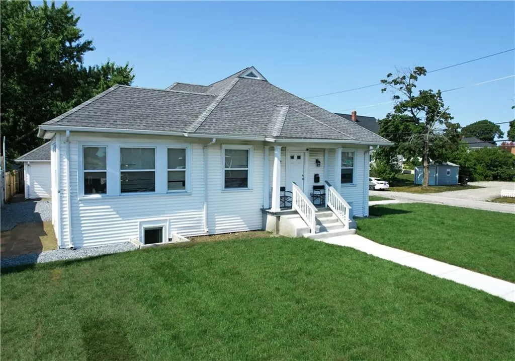 1124 Newport Avenue Pawtucket RI 02861