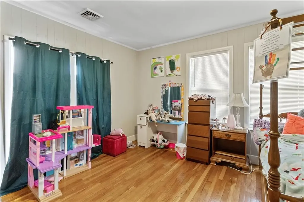 1124 Newport Avenue Pawtucket RI 02861