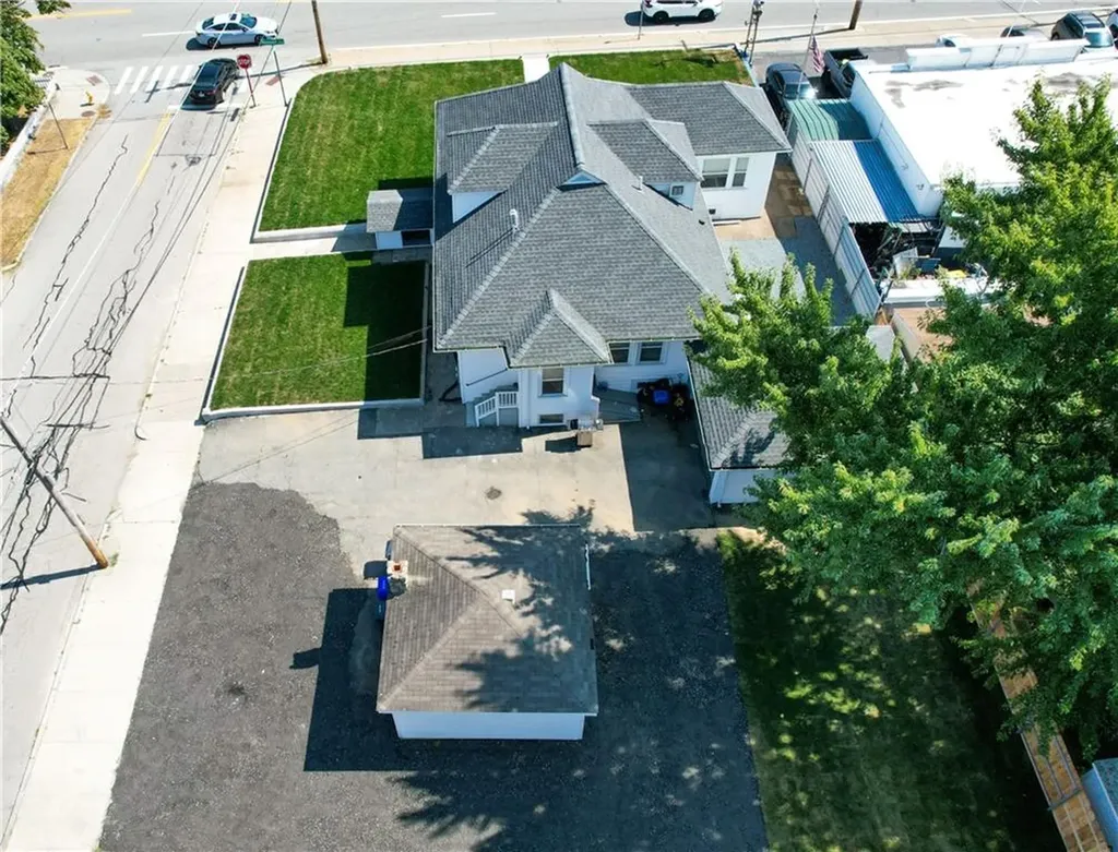 1124 Newport Avenue Pawtucket RI 02861