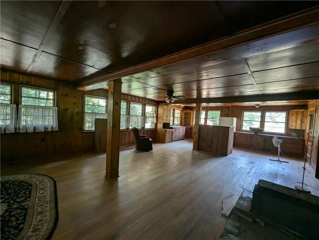 9 Biscuit Hill Road Foster RI 02825